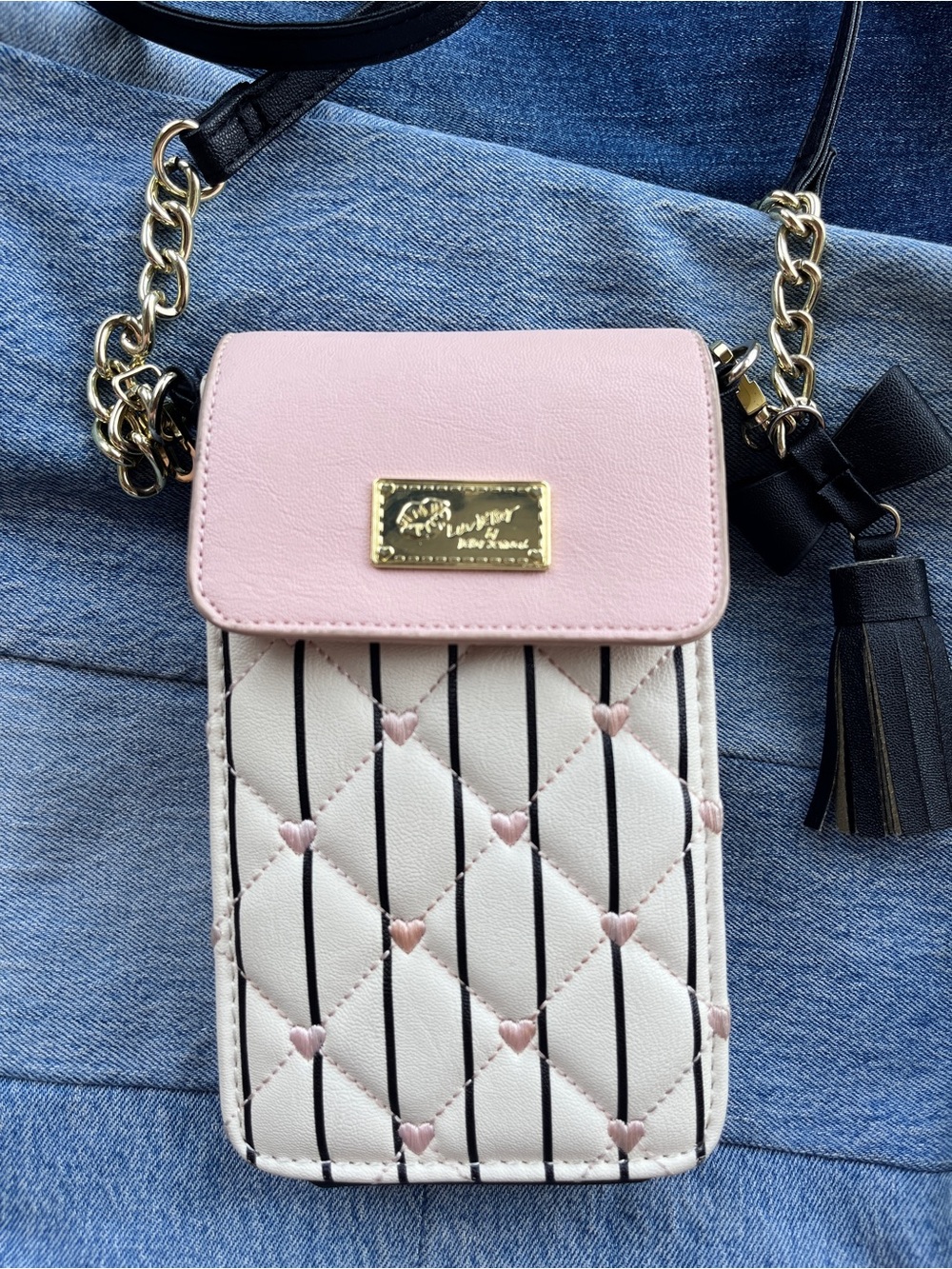 Betsey Johnson Luv Betsey Crossbody Bag | Kawaii | Y2K | Girly